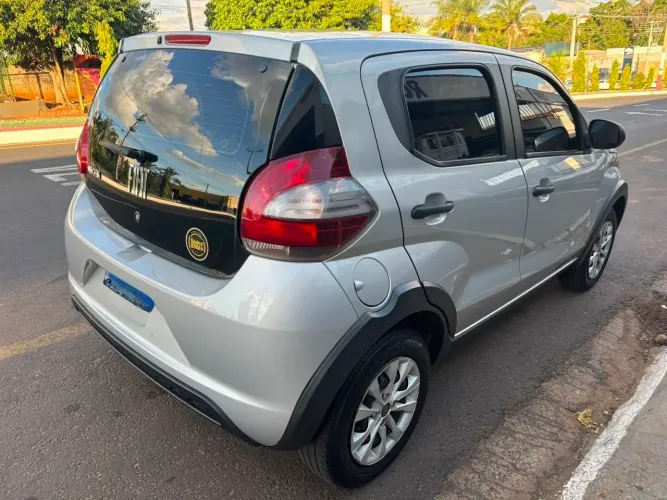 Fiat Mobi Like 1.0 Fire Flex 5P. 2023