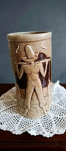 Vaso Decoração em Relevo