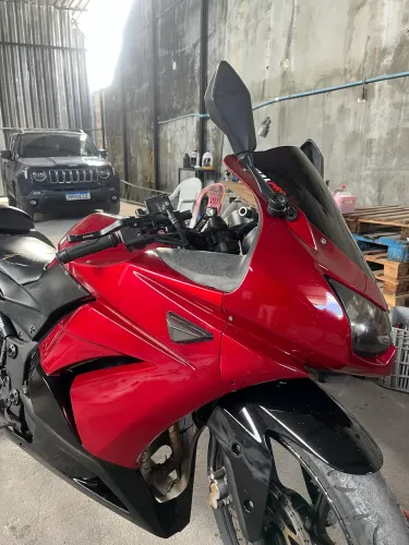 Ninja 250r negociável 