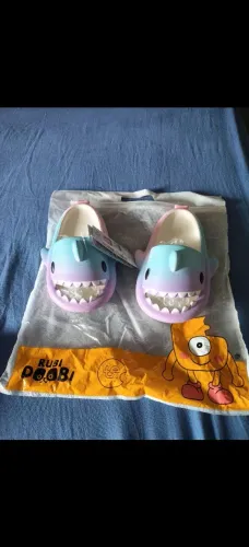 Chinelo tubarão importado