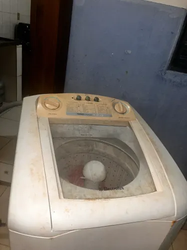 Vendo máquina de lavar eletrolux