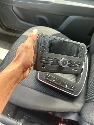 Central multimídia kwid 2020