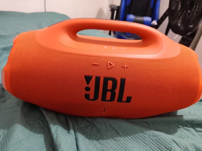 Vendo uma bombox 4 laranja