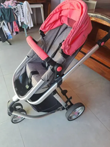 Carrinho de bebê Safety 1st Moisés, reclianvel e reversível