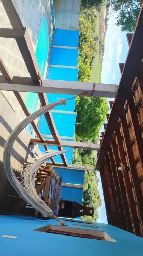 Linda chácara com piscina