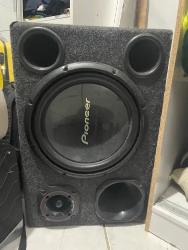 Caixa trio Pioneer 500 rms