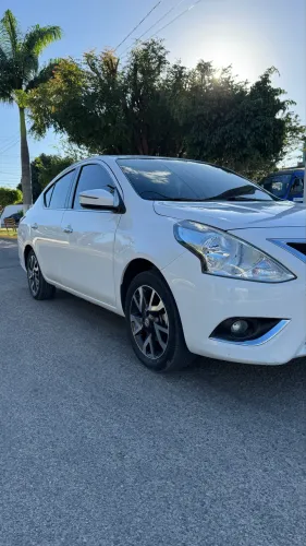 Nissan Versa SL 1.6 16V Flexstart 4P Mec. 2016