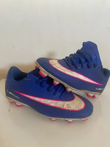 Chuteira Nike Mercurial