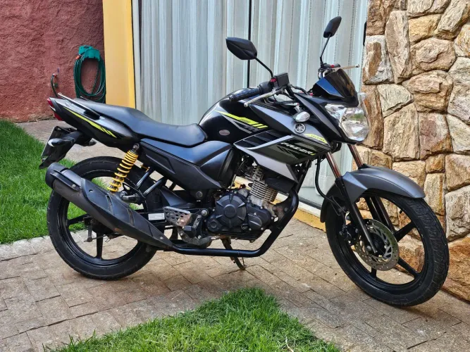 Yamaha Fazer 150 2016 - IPVA OK - Pneus novos