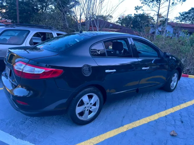 Renault Fluence Sed. Dynamique 2.0 16V Flex Aut. 2014