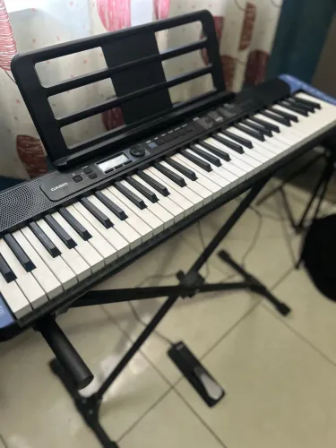 TECLADO CASIO CTS 300 EM PERFEITO ESTADO