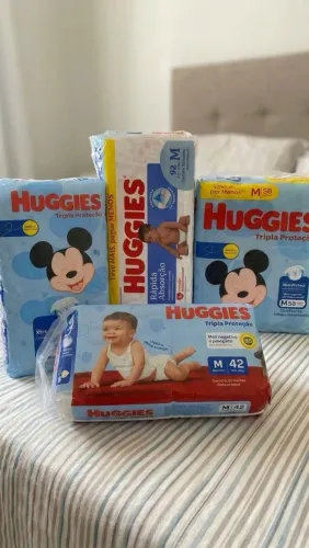 lote de fraldas huggies 220 tiras