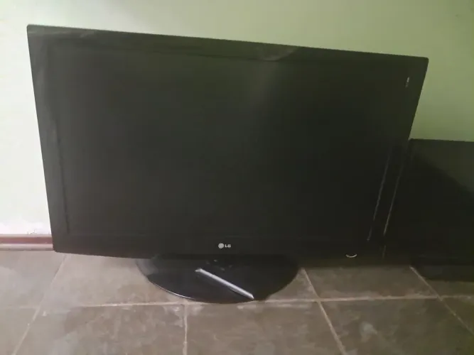 Vendo TV (nao é smart)
