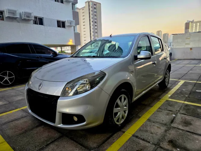Renault Sandero Expression Hi-flex 1.6 8V 5P 2014