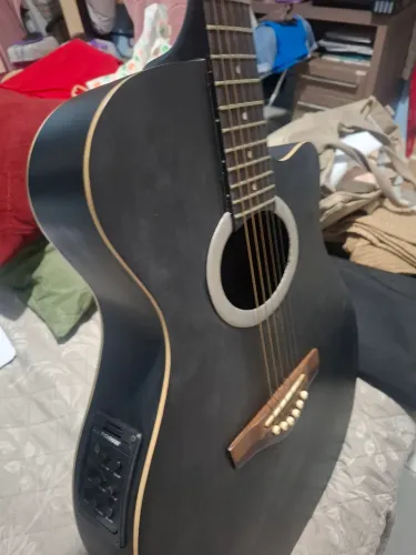 Violão Yamaha, reformado, pronto pra uso! Tá no precinho!