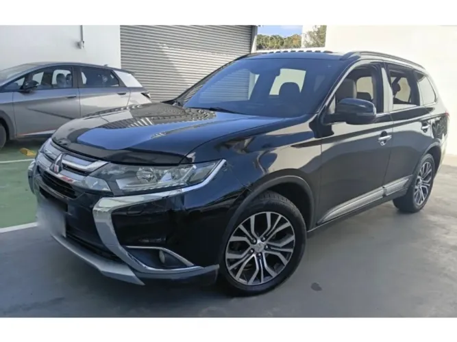Mitsubishi Outlander 2.2 165cv Diesel Aut. 2016