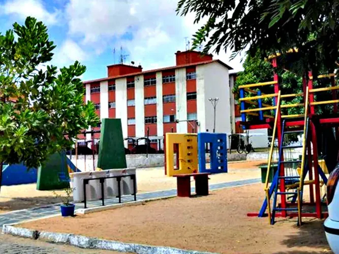 Aluguel Guaíra, Av.Mª Lacerta, Nova Parnamirim, 62m², 2 quartos.