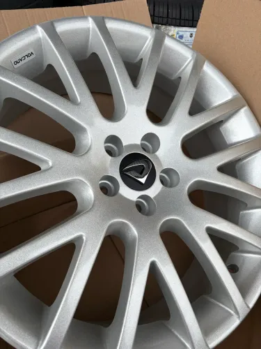 Jogo de rodas r18 novas 5x100