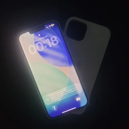 iPhone 13