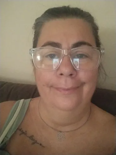 Trabalho de babá e serviços gerais 
