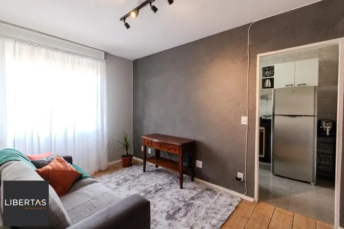 Apartamento Mobiliado, 02 dormitórios, 01 vaga