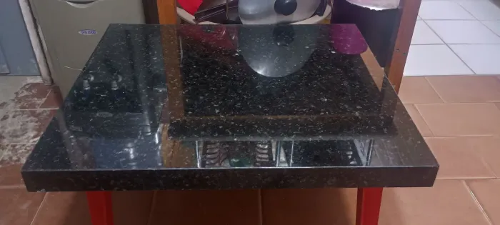 Pedra mármore verde Ubatuba 65 por 57 para balcão pequeno