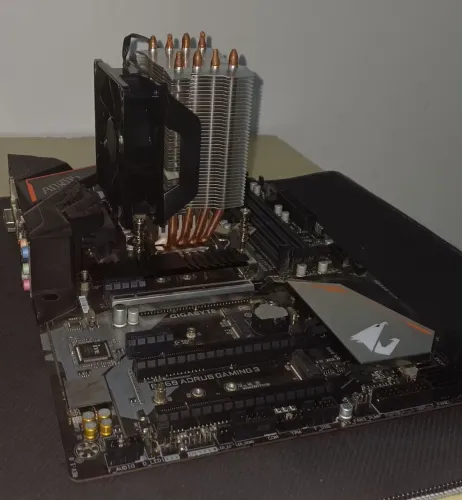 KIT GAMER i7-8700 + B360 + COOLER