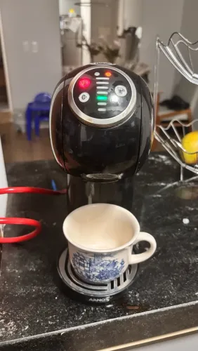 Cafeteira Expresso Arno Nescafé Dolce Gusto Genio S Basic de Cápsula 15 Bar Preta