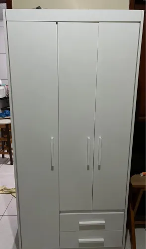 Guarda roupa infantil