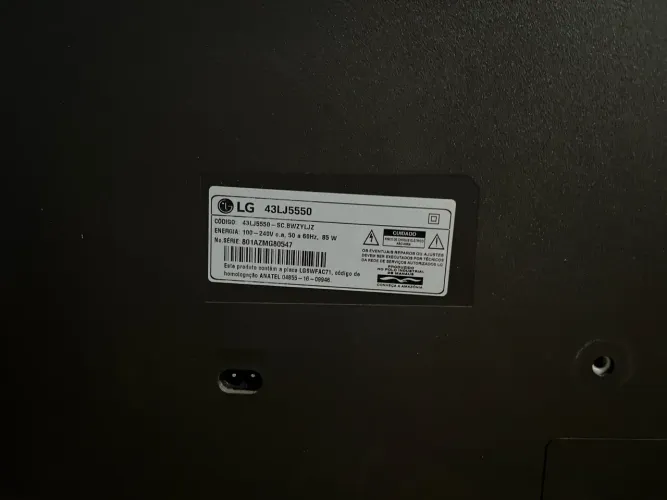 TV LG 43 Smart TV - Modelo 43LJ5550