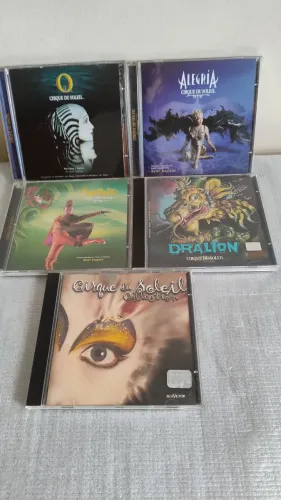 Kit com 5 cds tema do CIRQUE DU SOLEIL...