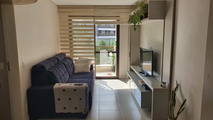 Apartamento, Itacorubi, 02 Dormitórios/01 Suíte