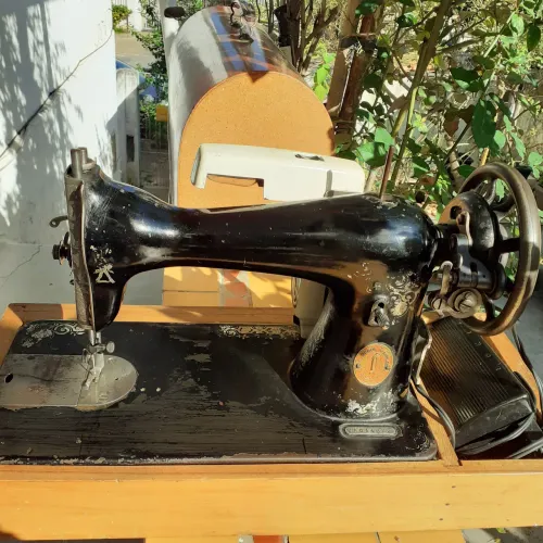 Máquina Singer reta 1920 colecionador