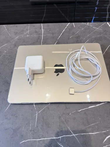 MacBook Air m4