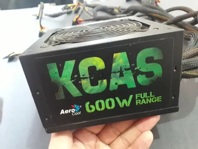  Fonte Aerocool KCAS-600W 80 Plus Bronze Active PFC