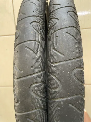 Par de Pneu Maxxis Hookworn 26