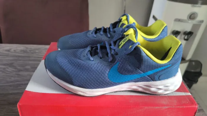 Tênis Nike infantil revolution 6