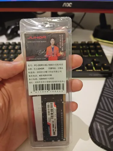 Memoria ram ddr3 8GB 1600mhz nova lacrada para computador