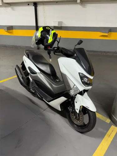 Yamaha nmax 160 muito nova.