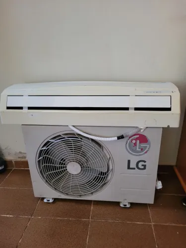 Ar condicionado 9000btus R$ 700,00 Goiânia go