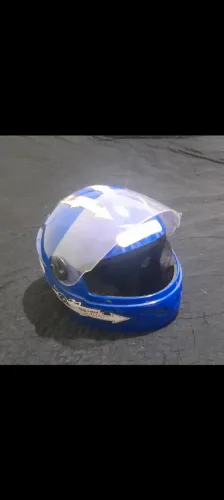 Capacete infantil masculino