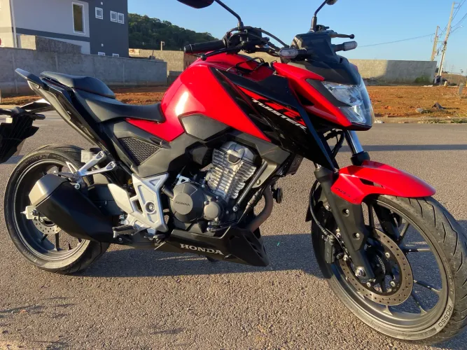 Cb 300f 2024
