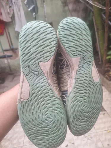 Chuteira salão puma