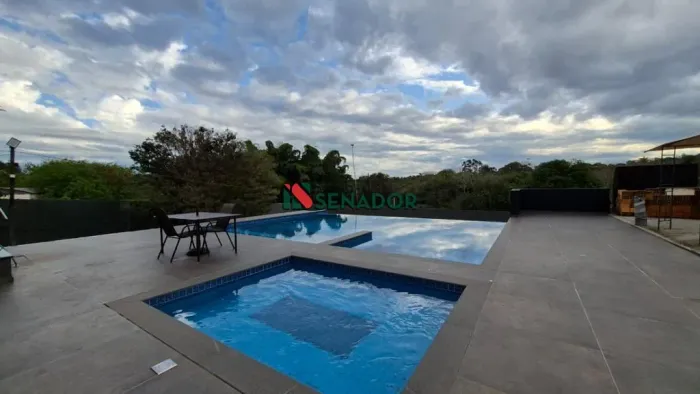 Chácara à venda em Londrina, Parque Nacional, com 2 quartos, com 4180 m²