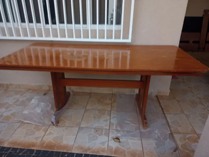 Mesa de madeira 