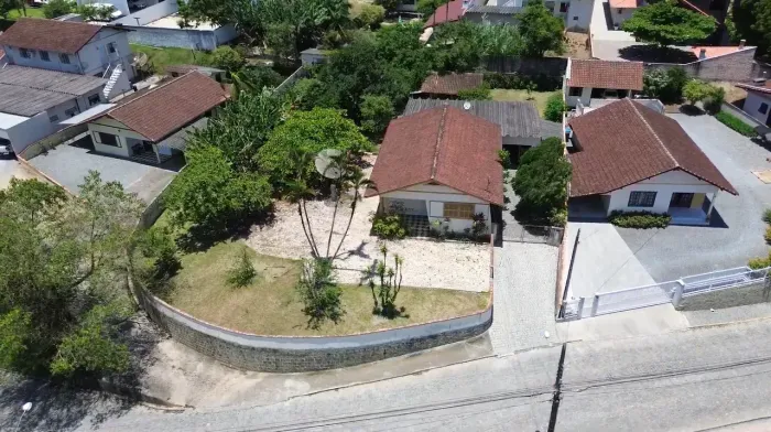 Lote/Terreno para venda com 1230 metros quadrados em Guarani - Brusque - Santa Catarina