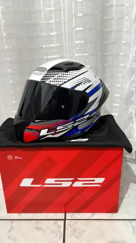 Capacete LS2 FF810 Vigo Flight branco, azul e vermelho, feito em tecnologia HTTP