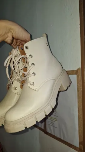 Coturno off White usado uma vez apenas