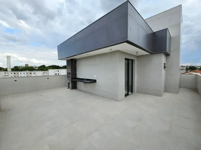 Cobertura com 3 Quartos e 3 banheiros à Venda, 190 m² por R$ 1.190.000 no Santa Amélia