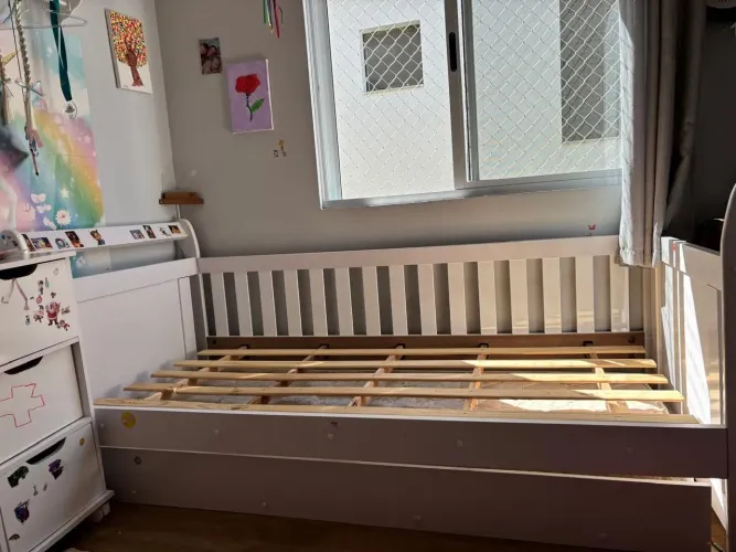 Cama solteiro usada